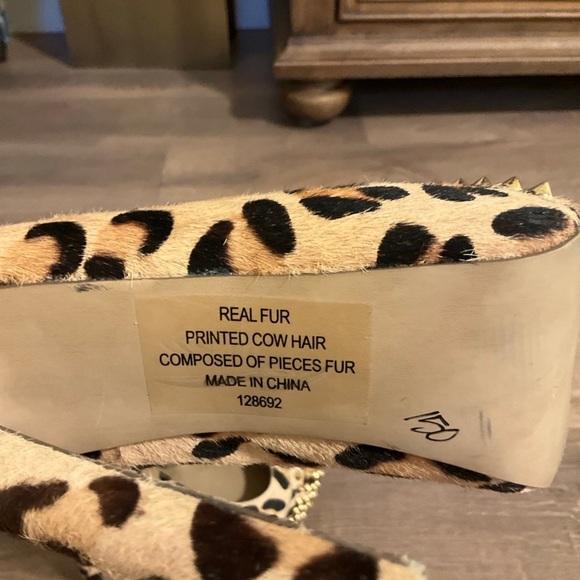 Steve Madden cheetah print cow hair heels with studded toes, 7, NWT! - Picture 6 of 9